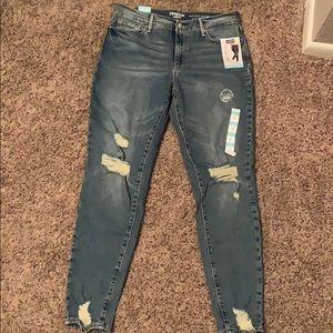 levi’s high rise distressed jeggings